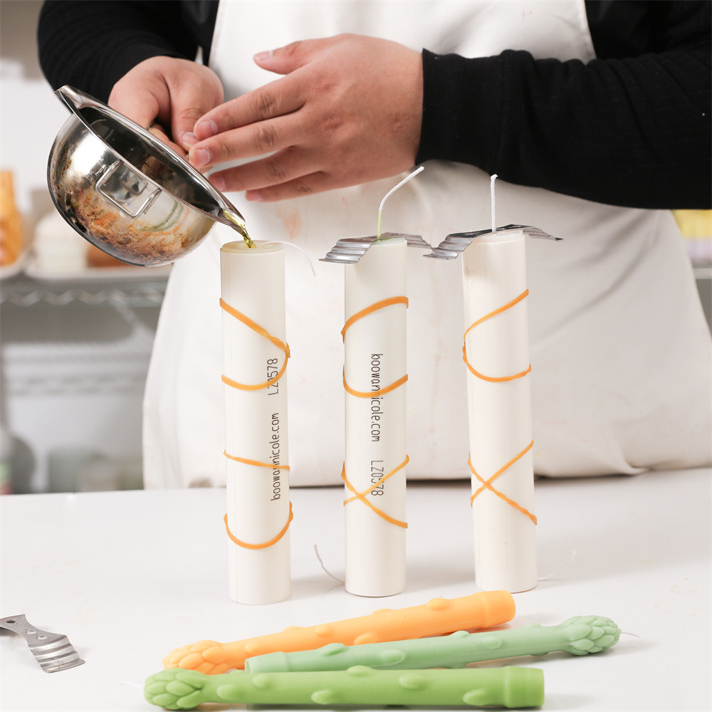 Candle Making Tutorial - Boowan Nicole Silicone Candle Mold DIY